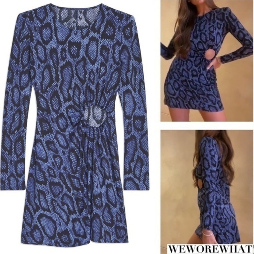 WEWOREWHAT Ruched O-Ring Long Sleeve Blue Snakeskin Print Mini Dress